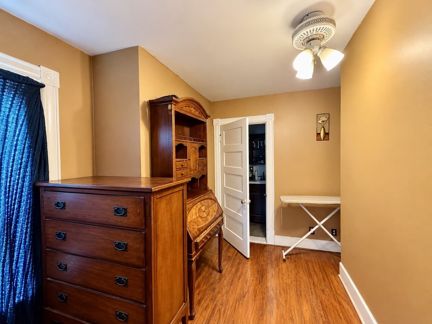 Single Family Residence at 30 Dalton Ave, Chicopee MA 01020, Chicopee, photo 6 of 16