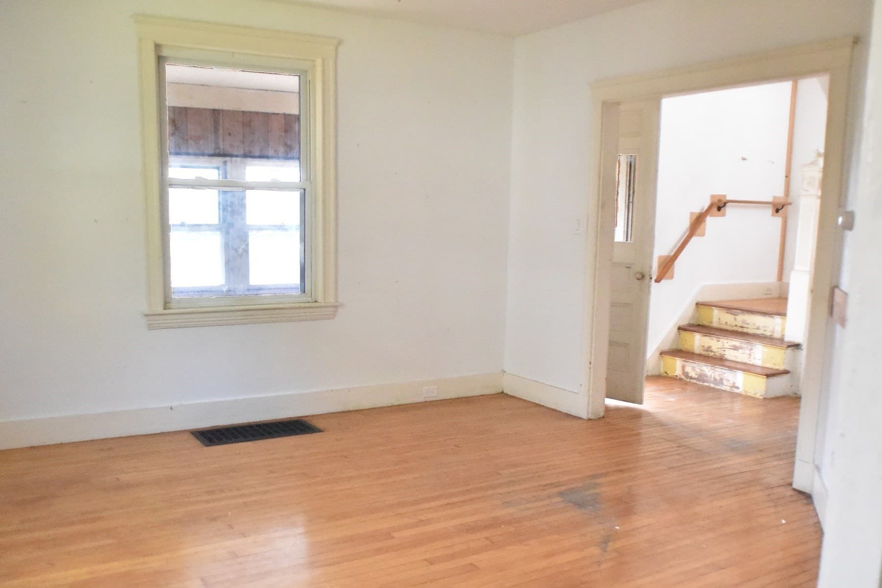 Single Family Residence at 360 Water, Haverhill MA 01830, Haverhill, photo 4 of 22