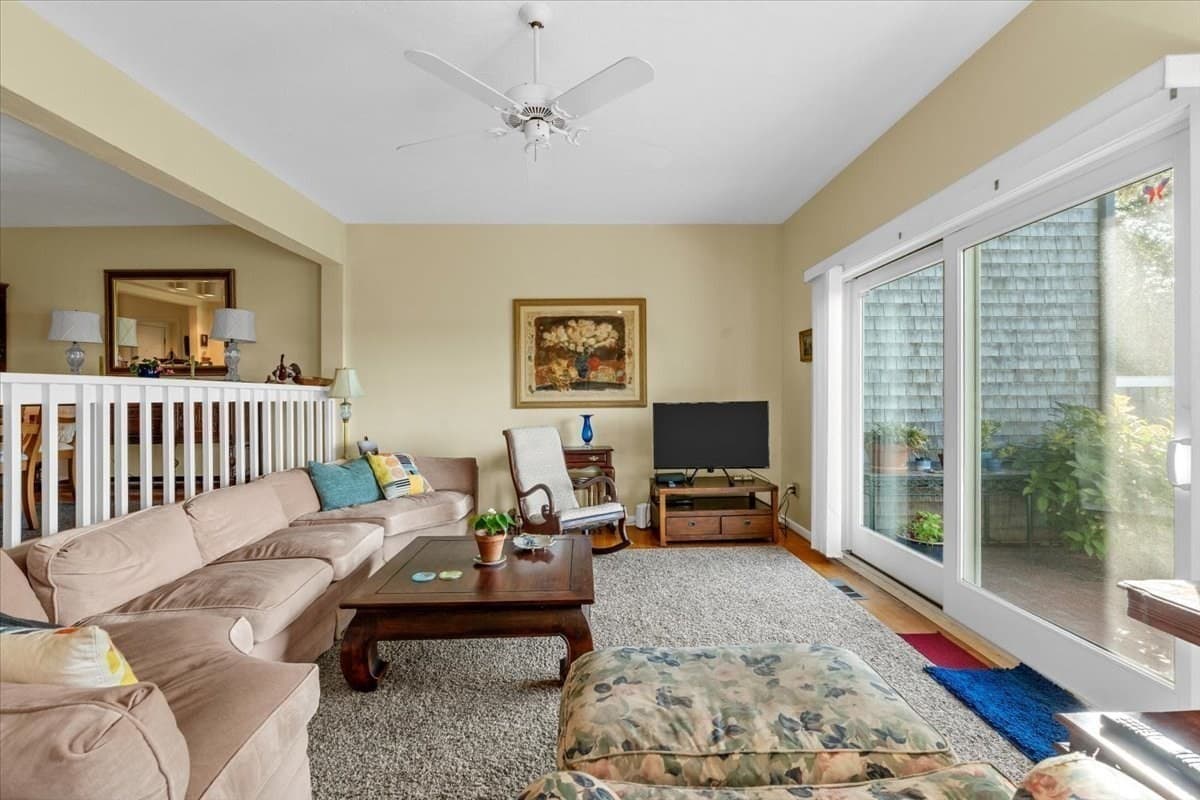Condominium at 30 Woodbury St # 30, Wareham MA 02532, Wareham, photo 14 of 42