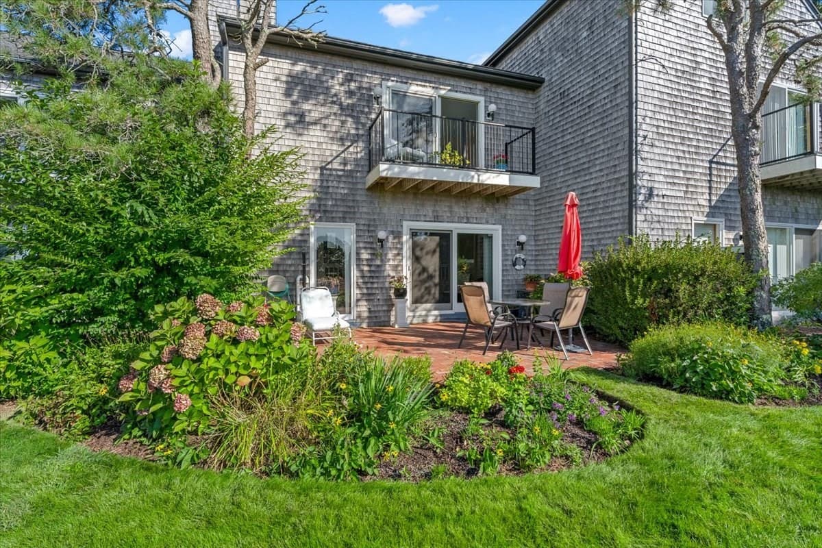 Condominium at 30 Woodbury St # 30, Wareham MA 02532, Wareham, photo 31 of 42