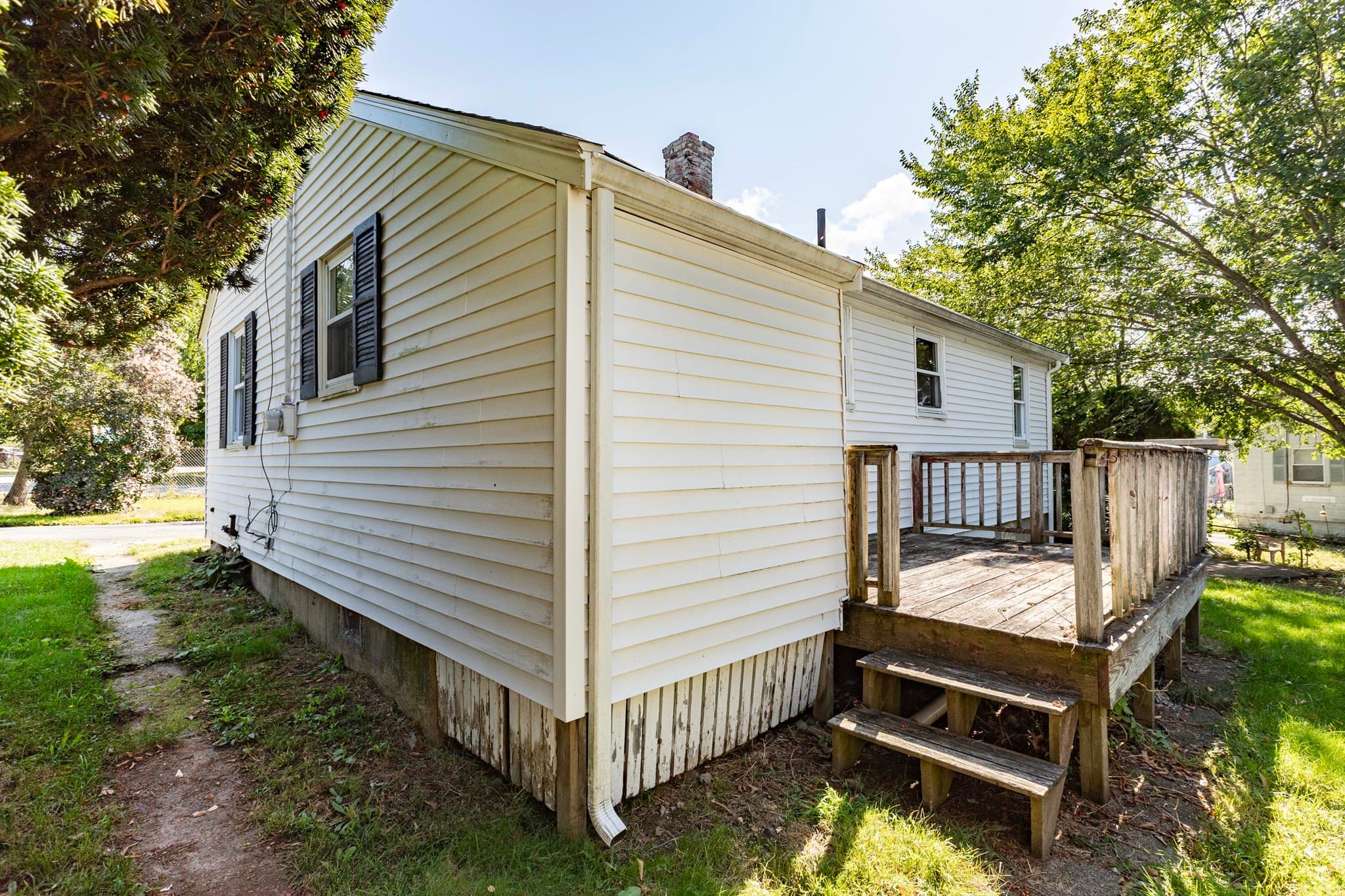 Single Family Residence at 122 Algonquin St, Brockton MA 02302, Brockton, photo 24 of 29