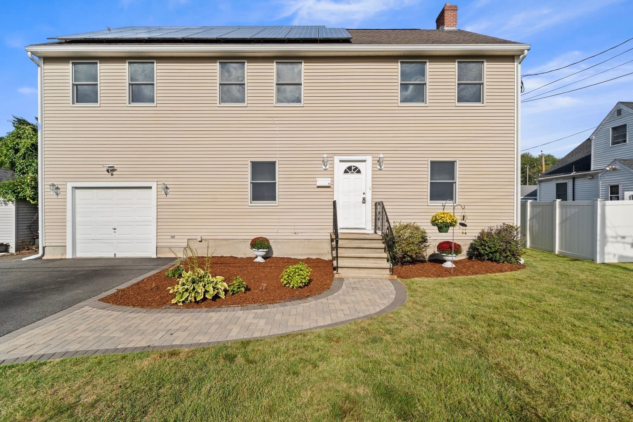 Single Family Residence at 11 Sendick Rd, Woburn MA 01801, Woburn, photo 2 of 38