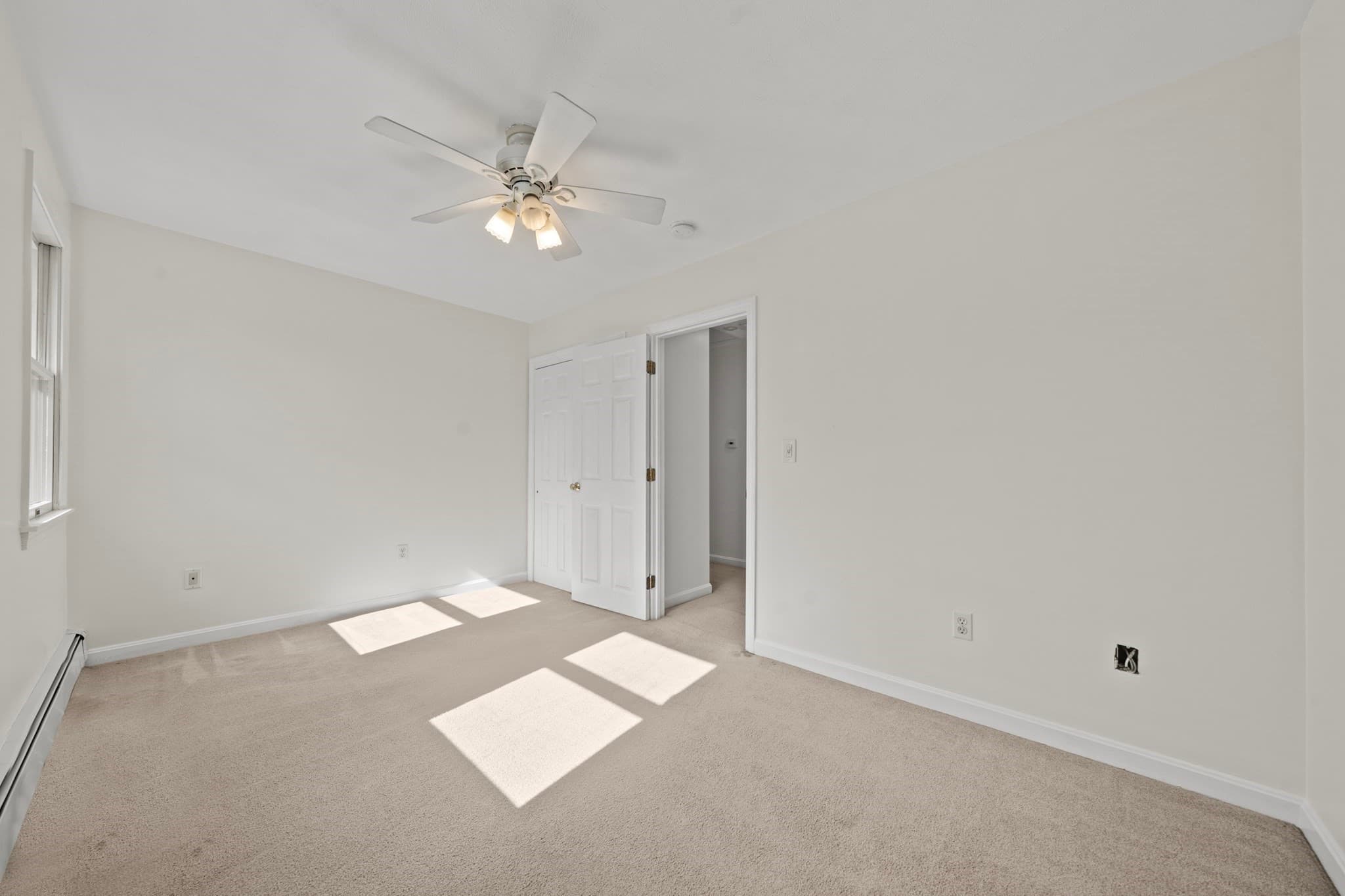 Single Family Residence at 11 Sendick Rd, Woburn MA 01801, Woburn, photo 18 of 38