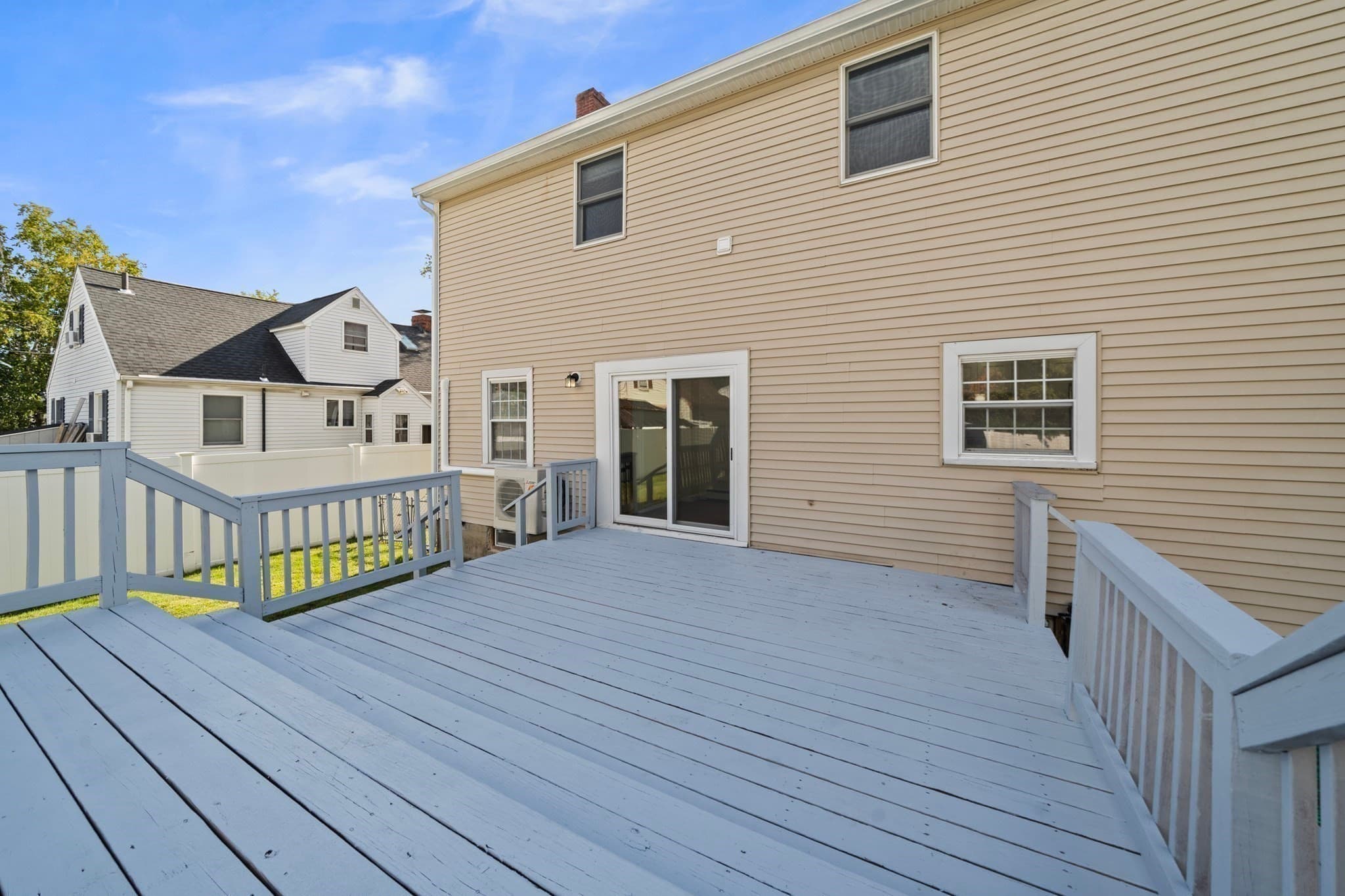 Single Family Residence at 11 Sendick Rd, Woburn MA 01801, Woburn, photo 35 of 38