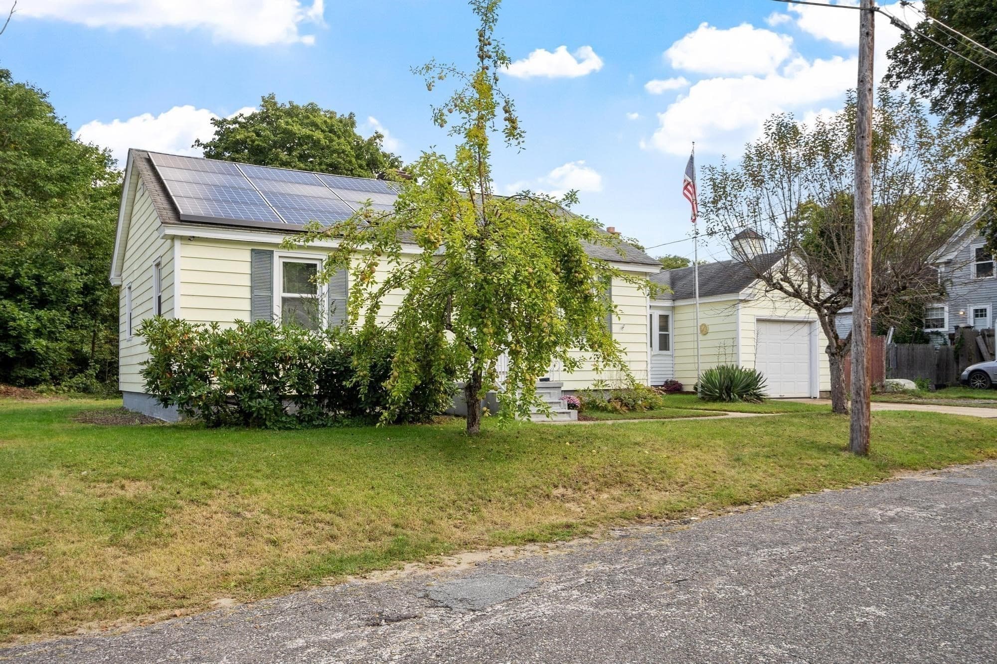 Single Family Residence at 2 Hamilton St, Orange MA 01364, Orange, photo 6 of 34
