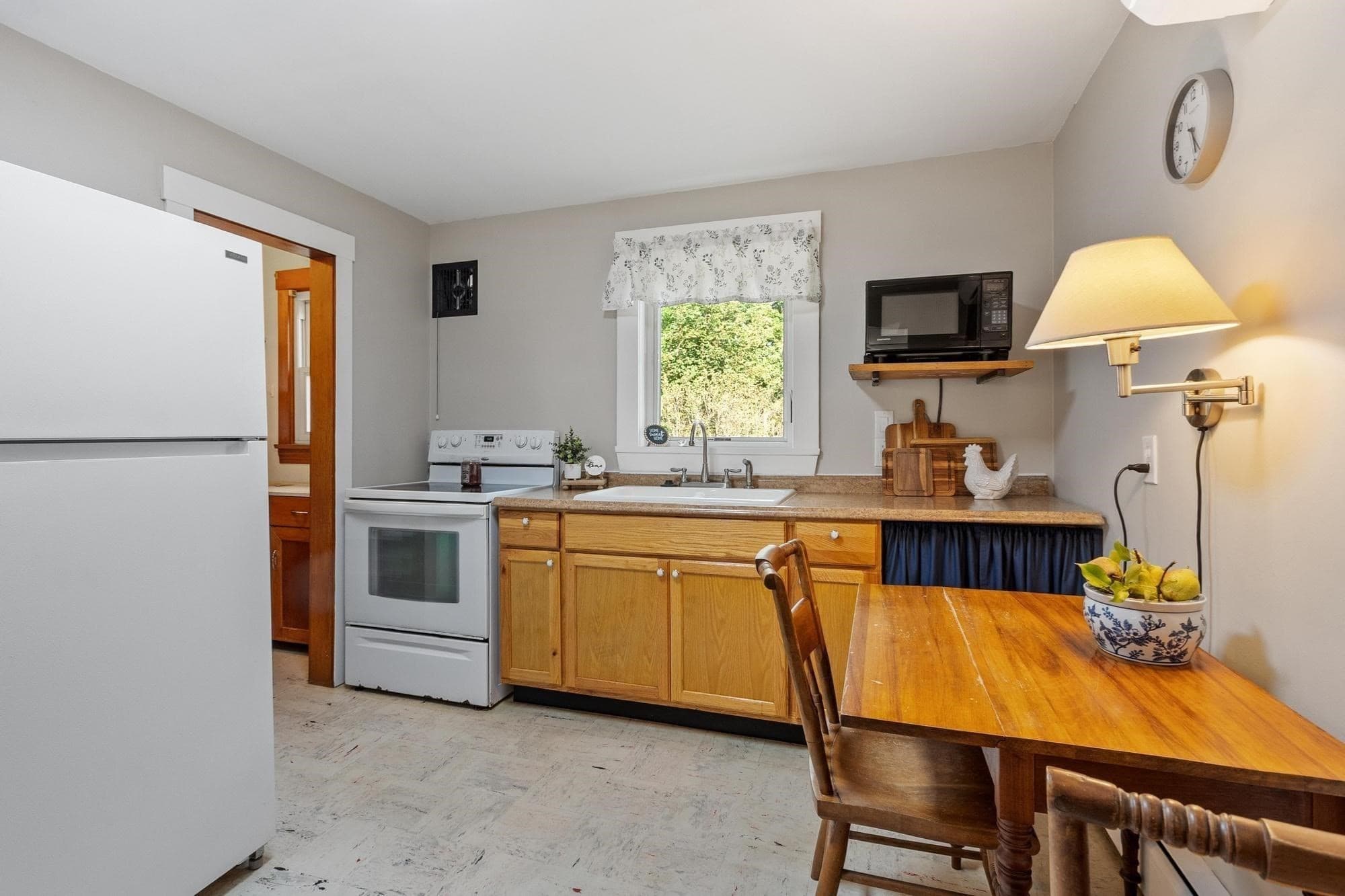 Single Family Residence at 2 Hamilton St, Orange MA 01364, Orange, photo 12 of 34