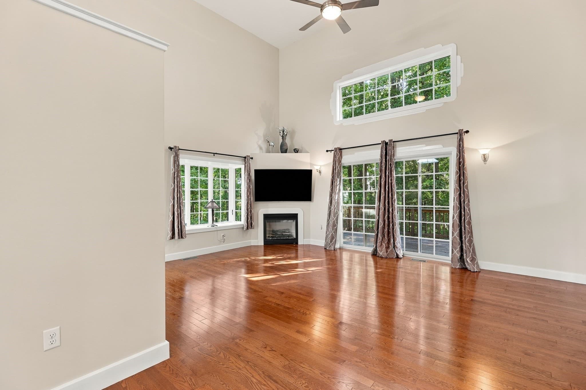 Condominium at 11 Aris Way # 11, Milford MA 01757, Milford, photo 13 of 37
