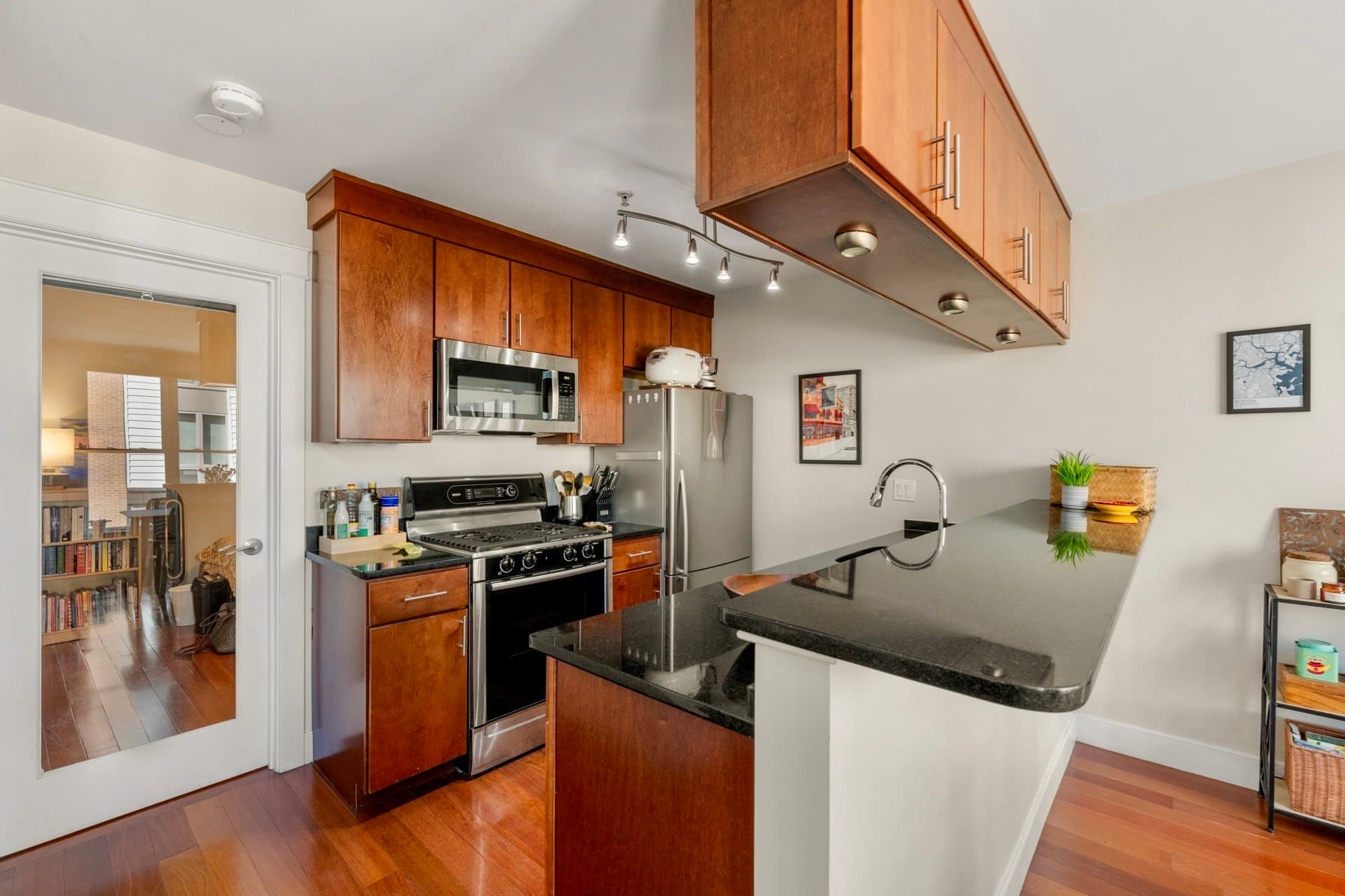 Condominium at 29 Wheeler St # 310, Cambridge MA 02138, Cambridge, photo 6 of 21