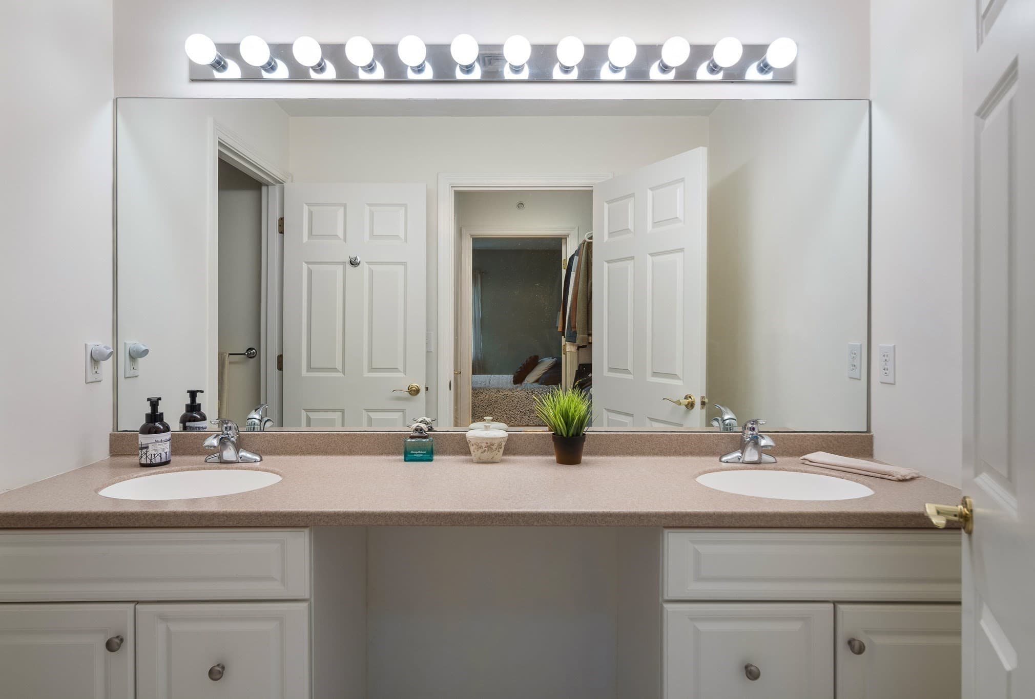 Condominium at 410 Salem St # 1501, Wakefield MA 01880, Wakefield, photo 25 of 37