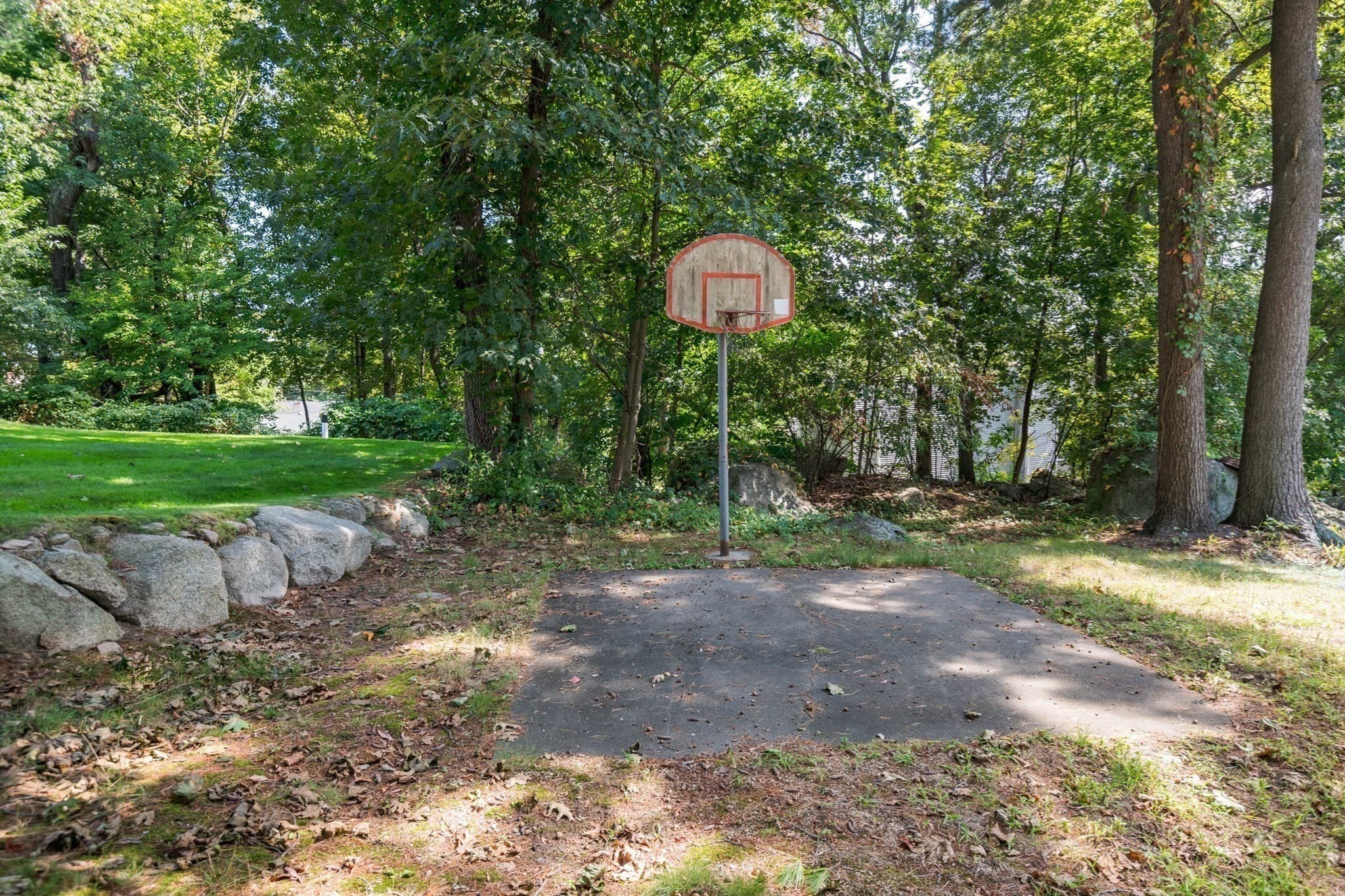 Single Family Residence at 29 Doncaster Circle, Lynnfield MA 01940, Lynnfield, photo 7 of 42