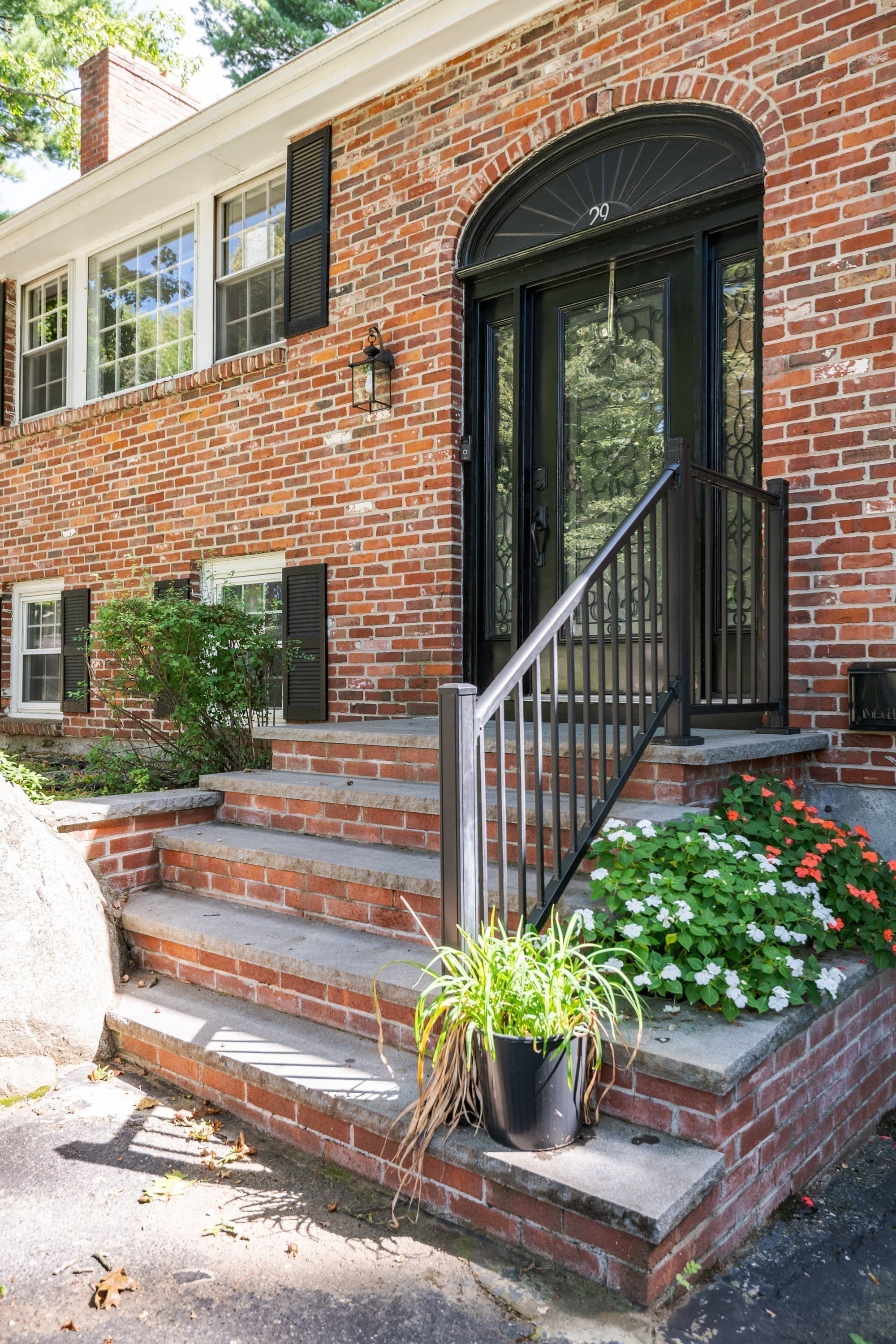 Single Family Residence at 29 Doncaster Circle, Lynnfield MA 01940, Lynnfield, photo 3 of 42