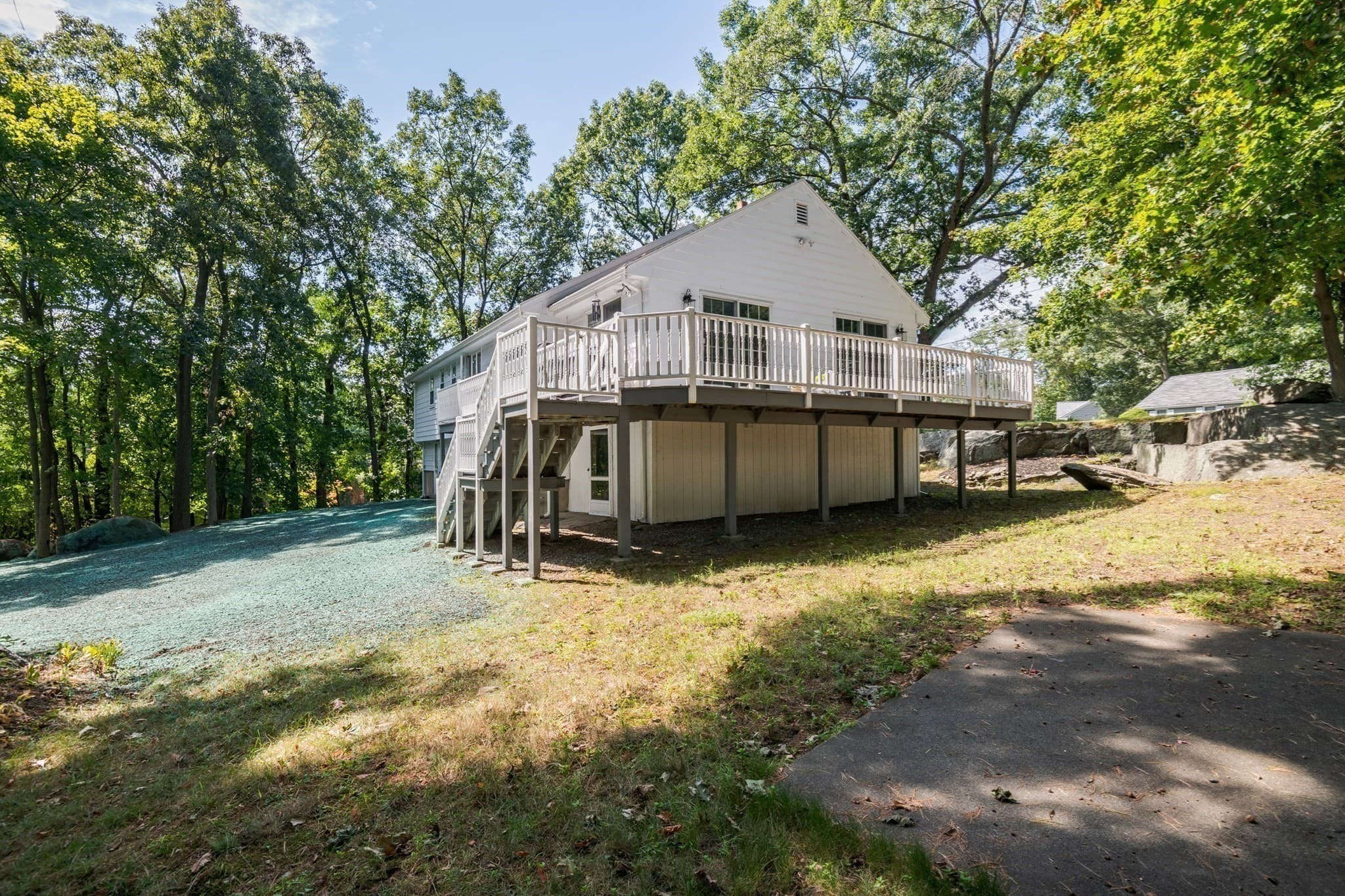 Single Family Residence at 29 Doncaster Circle, Lynnfield MA 01940, Lynnfield, photo 5 of 42