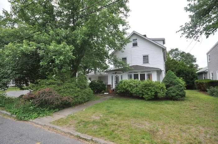 2 Family - 2 Units Up/Down at 42 Birch Rd, Framingham MA 01701, Framingham, photo 3 of 37