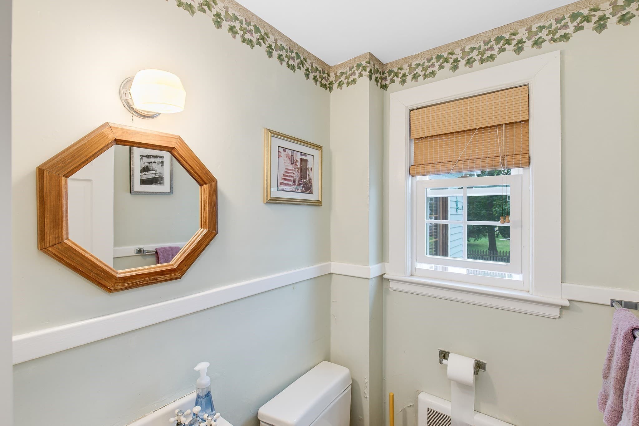 Single Family Residence at 18 Mohawk Rd, Marblehead MA 01945, Marblehead, photo 13 of 42