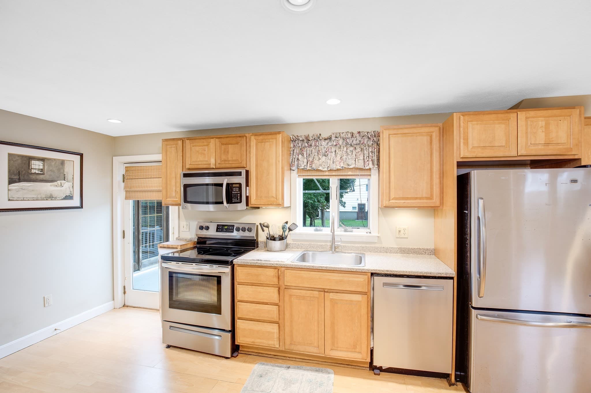 Single Family Residence at 18 Mohawk Rd, Marblehead MA 01945, Marblehead, photo 5 of 42