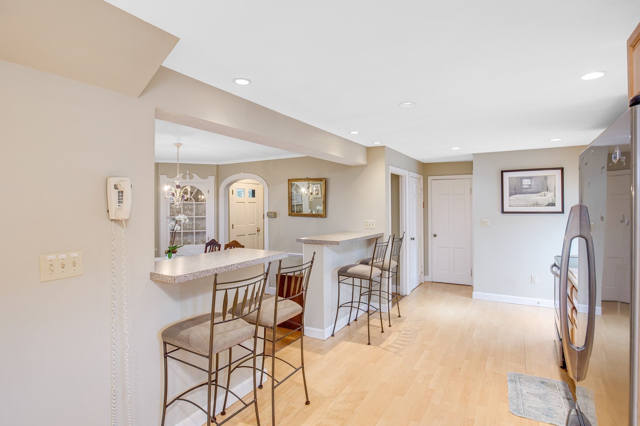Single Family Residence at 18 Mohawk Rd, Marblehead MA 01945, Marblehead, photo 4 of 42