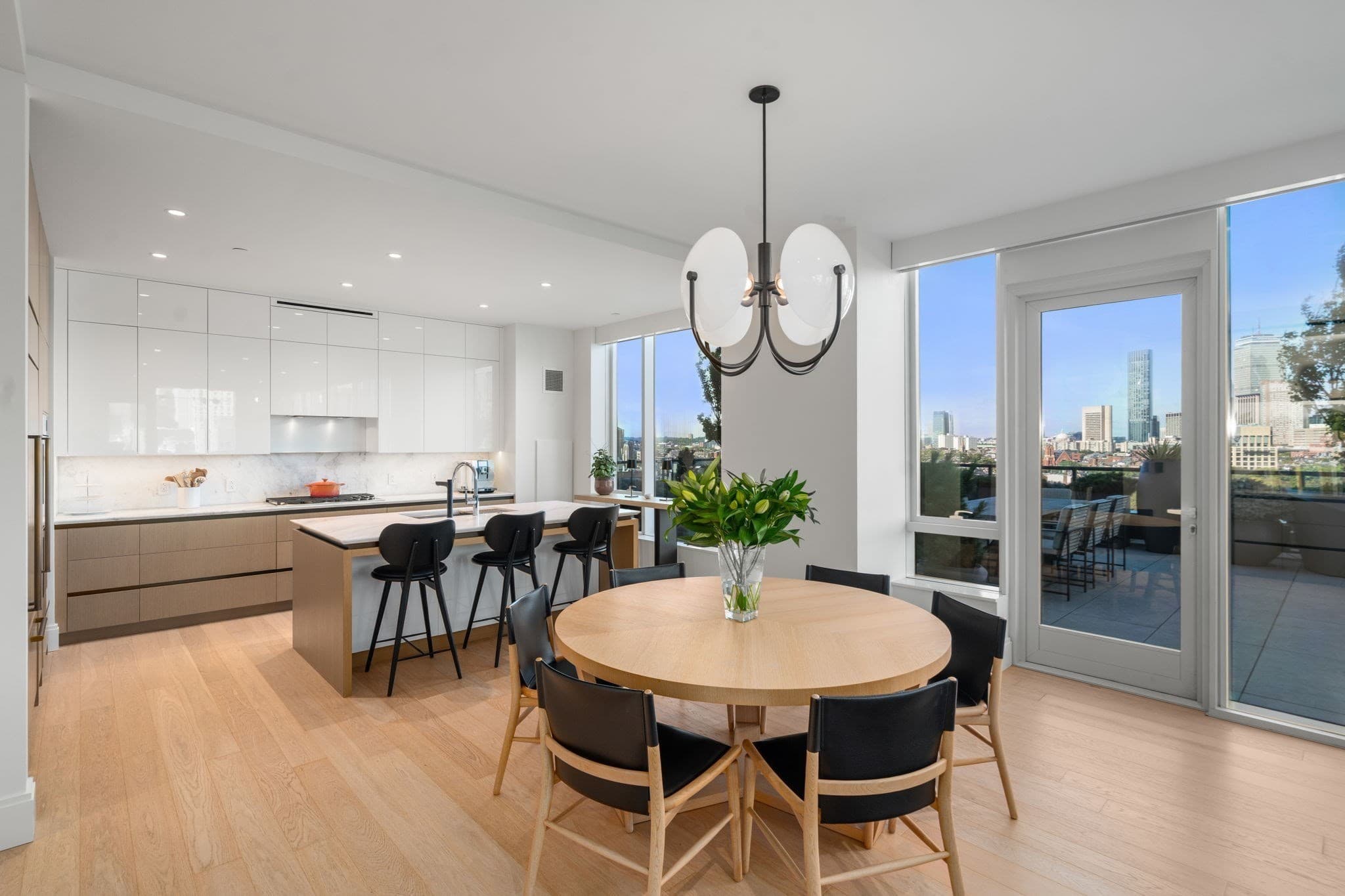 Condominium at 380 Harrison Ave # J, Boston MA 02118, Boston, photo 7 of 31