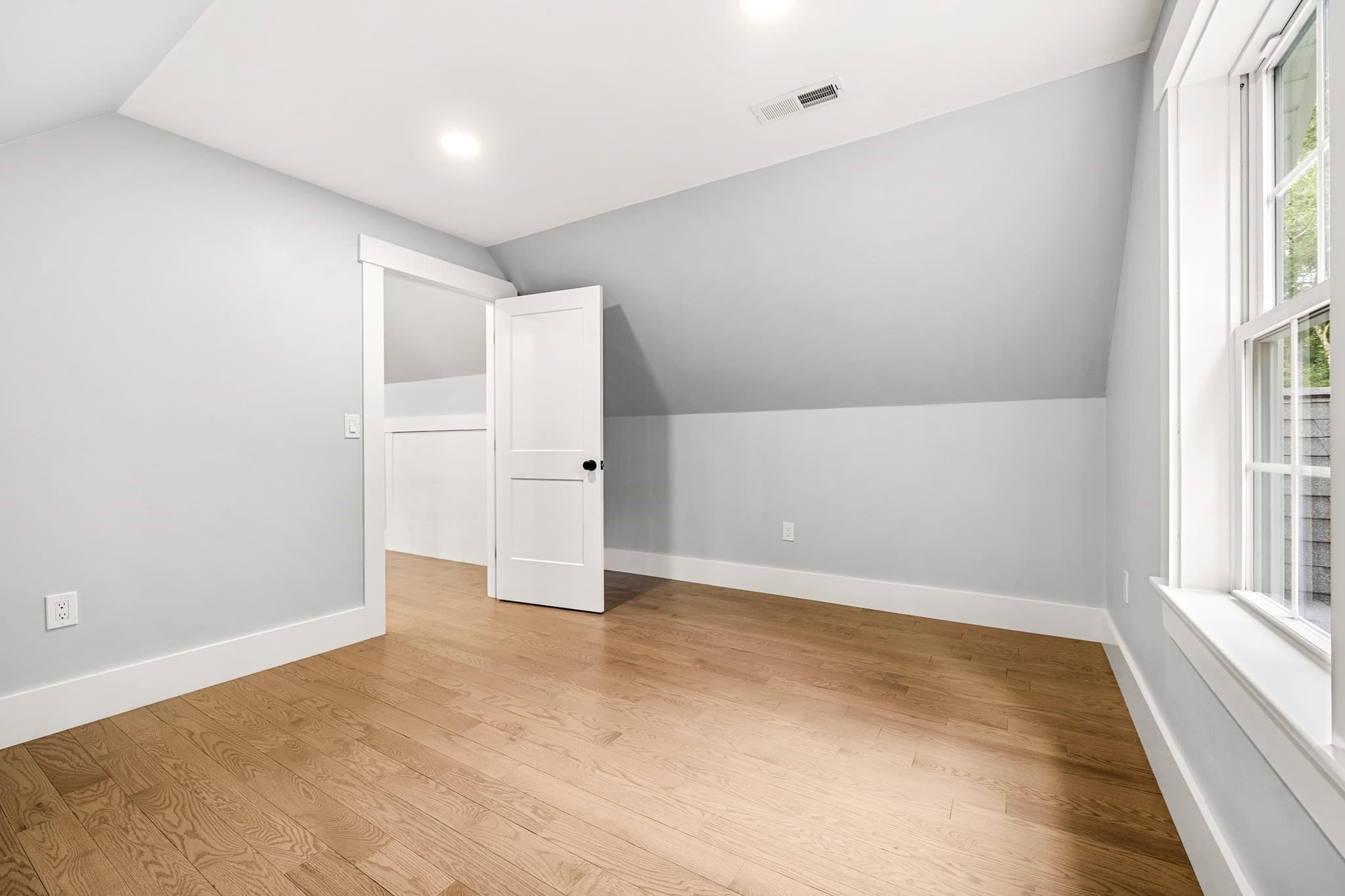 Single Family Residence at 6 Craig Cir, Westford MA 01886, Westford, photo 23 of 29