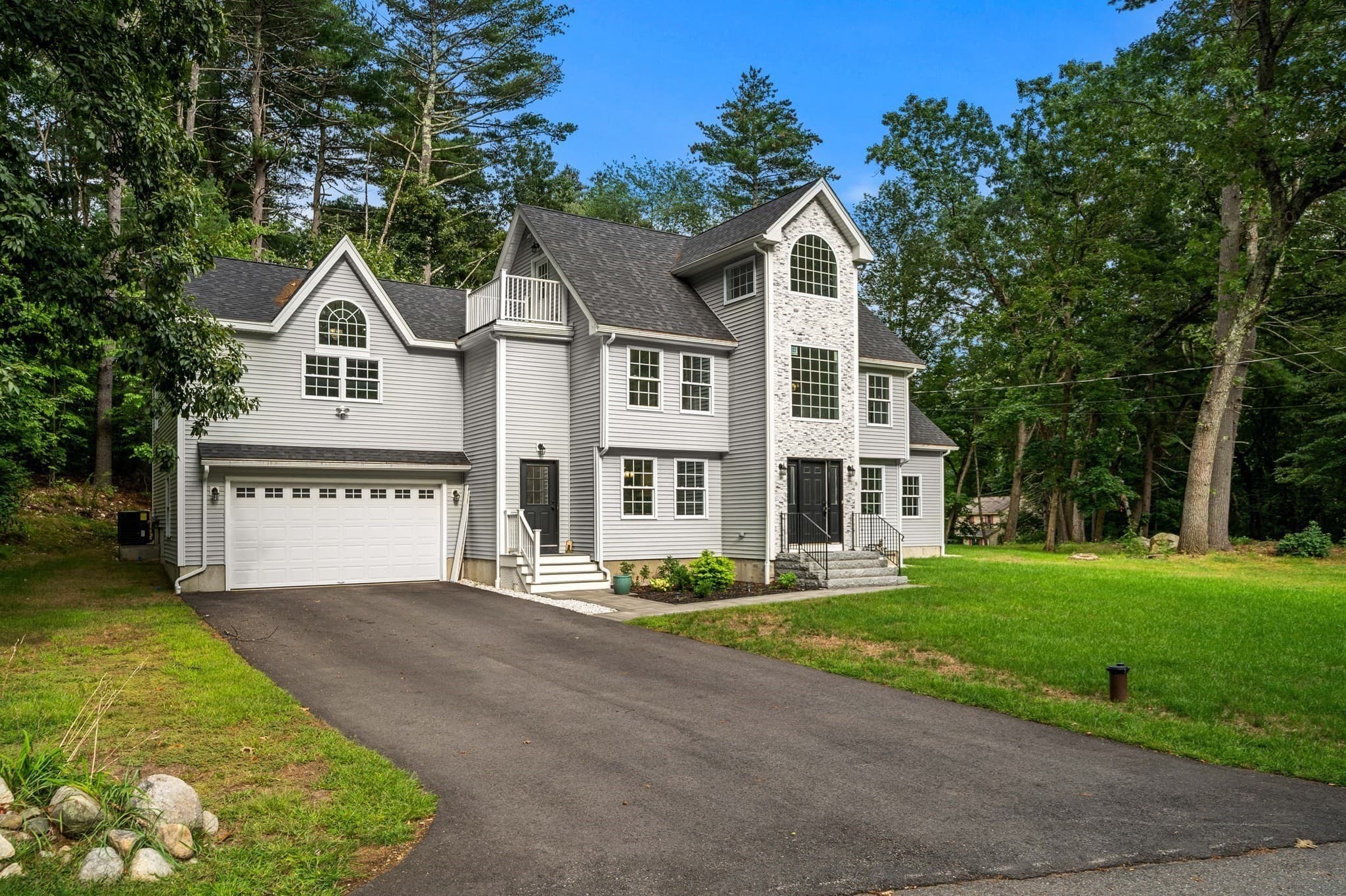 Single Family Residence at 6 Craig Cir, Westford MA 01886, Westford, photo 2 of 29