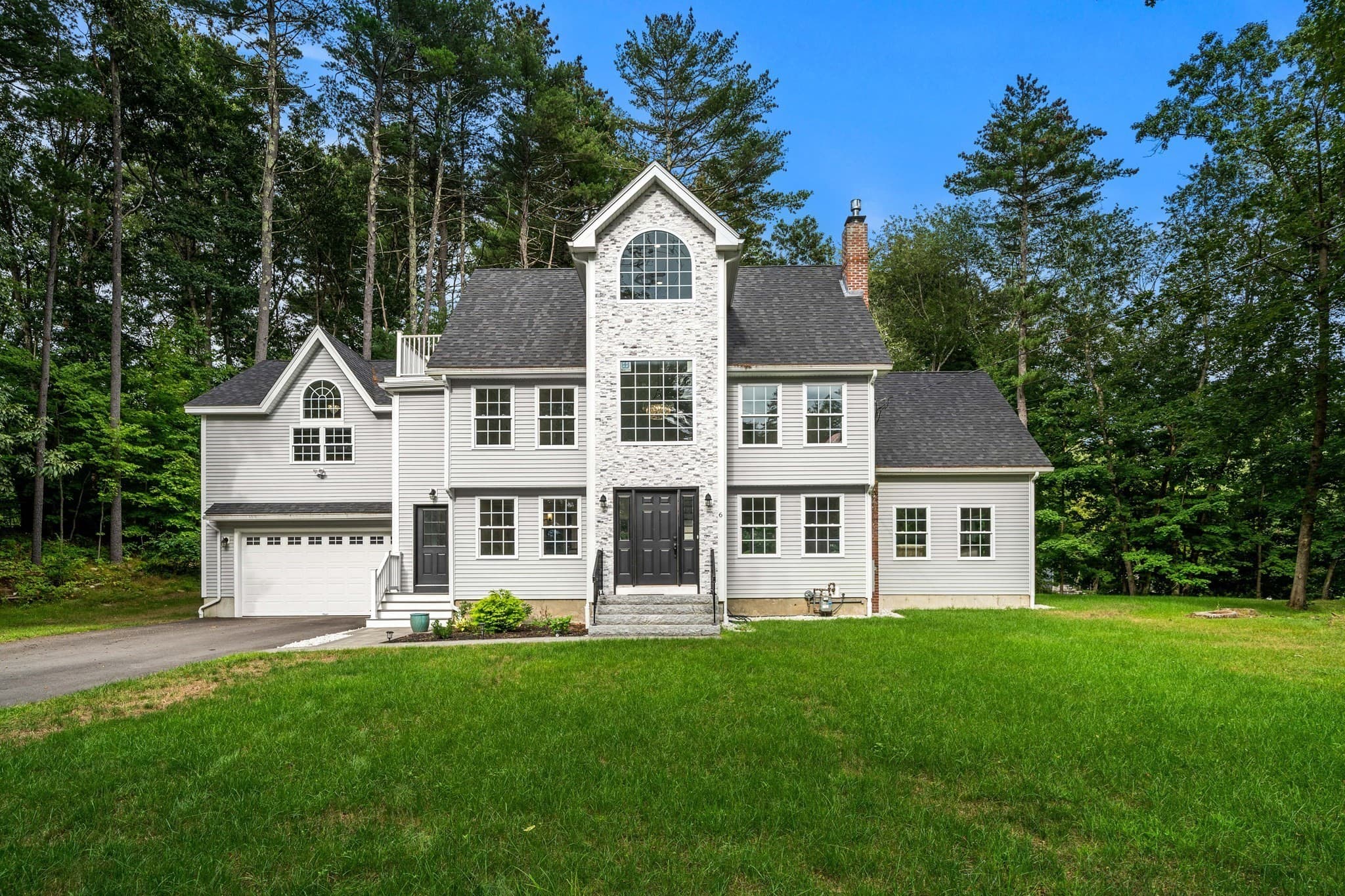 6 Craig Cir, Westford MA 01886