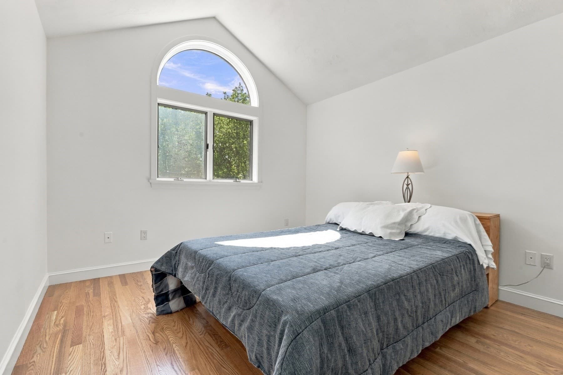 Condominium at 7 Wainwright Rd. # 47, Winchester MA 01890, Winchester, photo 27 of 37