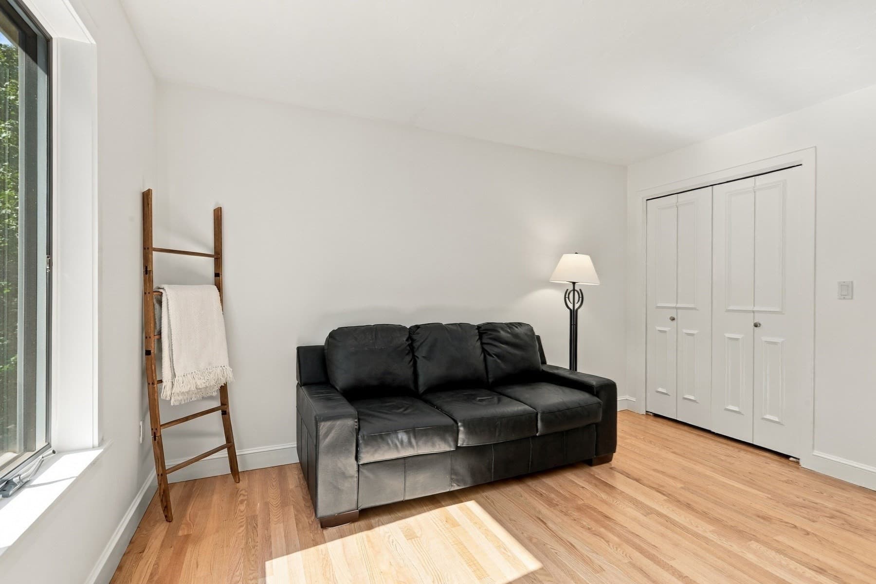 Condominium at 7 Wainwright Rd. # 47, Winchester MA 01890, Winchester, photo 14 of 37