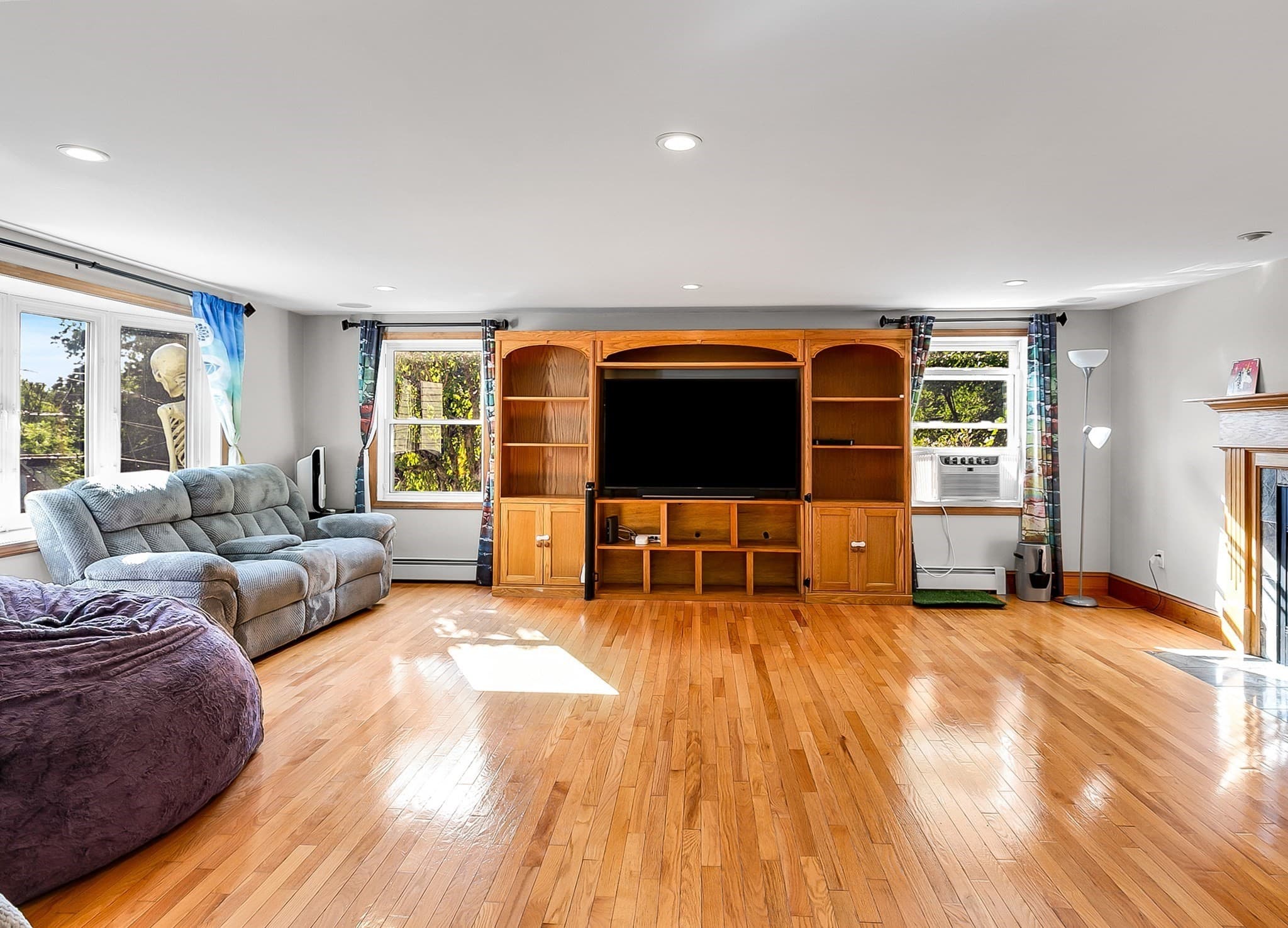 Single Family Residence at 50 Linwood Street, Haverhill MA 01830, Haverhill, photo 9 of 42