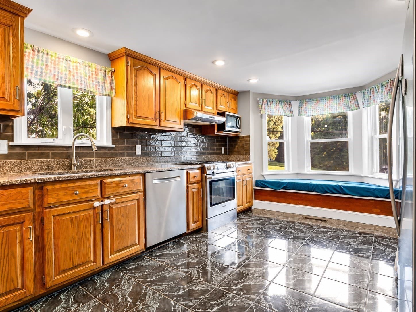 Single Family Residence at 50 Linwood Street, Haverhill MA 01830, Haverhill, photo 14 of 42