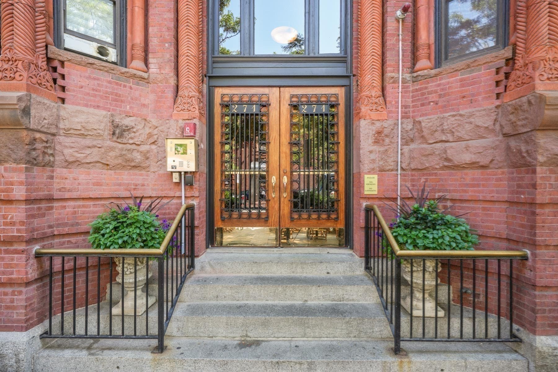 Condominium at 271 Dartmouth St # 4E, Boston MA 02116, photo 16 of 19