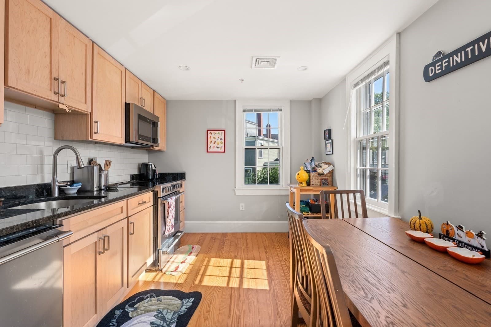 5+ Family - 5+ Units Up/Down at 393 Essex St, Salem MA 01970, Salem, photo 23 of 40