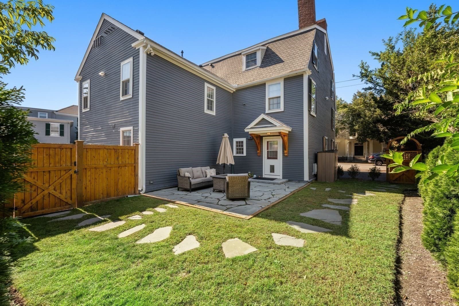 5+ Family - 5+ Units Up/Down at 393 Essex St, Salem MA 01970, Salem, photo 16 of 40