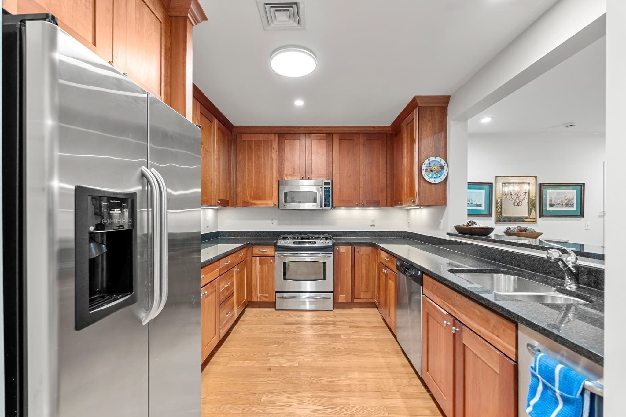 Condominium at 39 Intrepid # 103, Marblehead MA 01945, Marblehead, photo 11 of 21