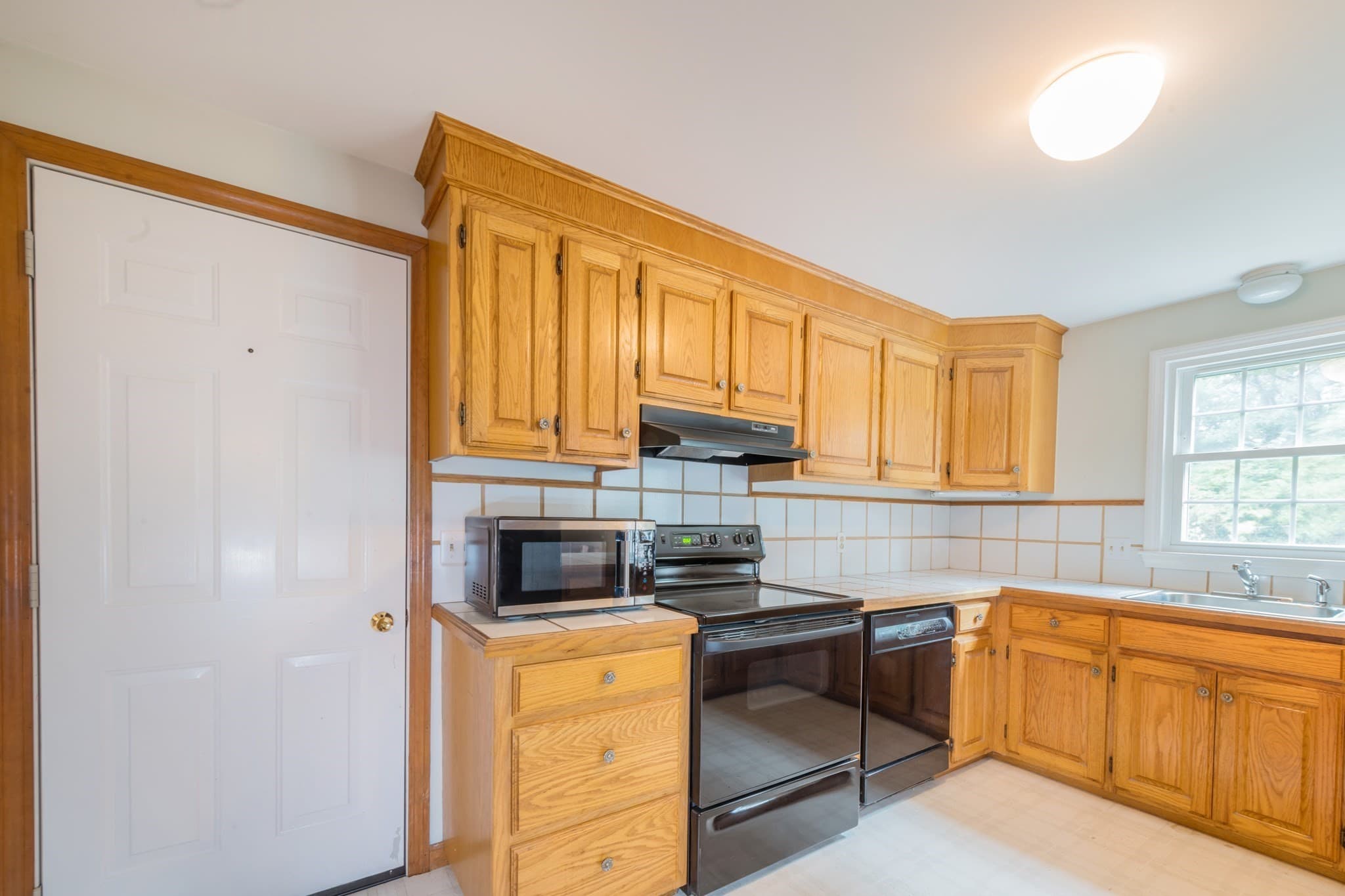 Condominium at 9 Megansett Dr # 9, Plymouth MA 02360, Plymouth, photo 19 of 37