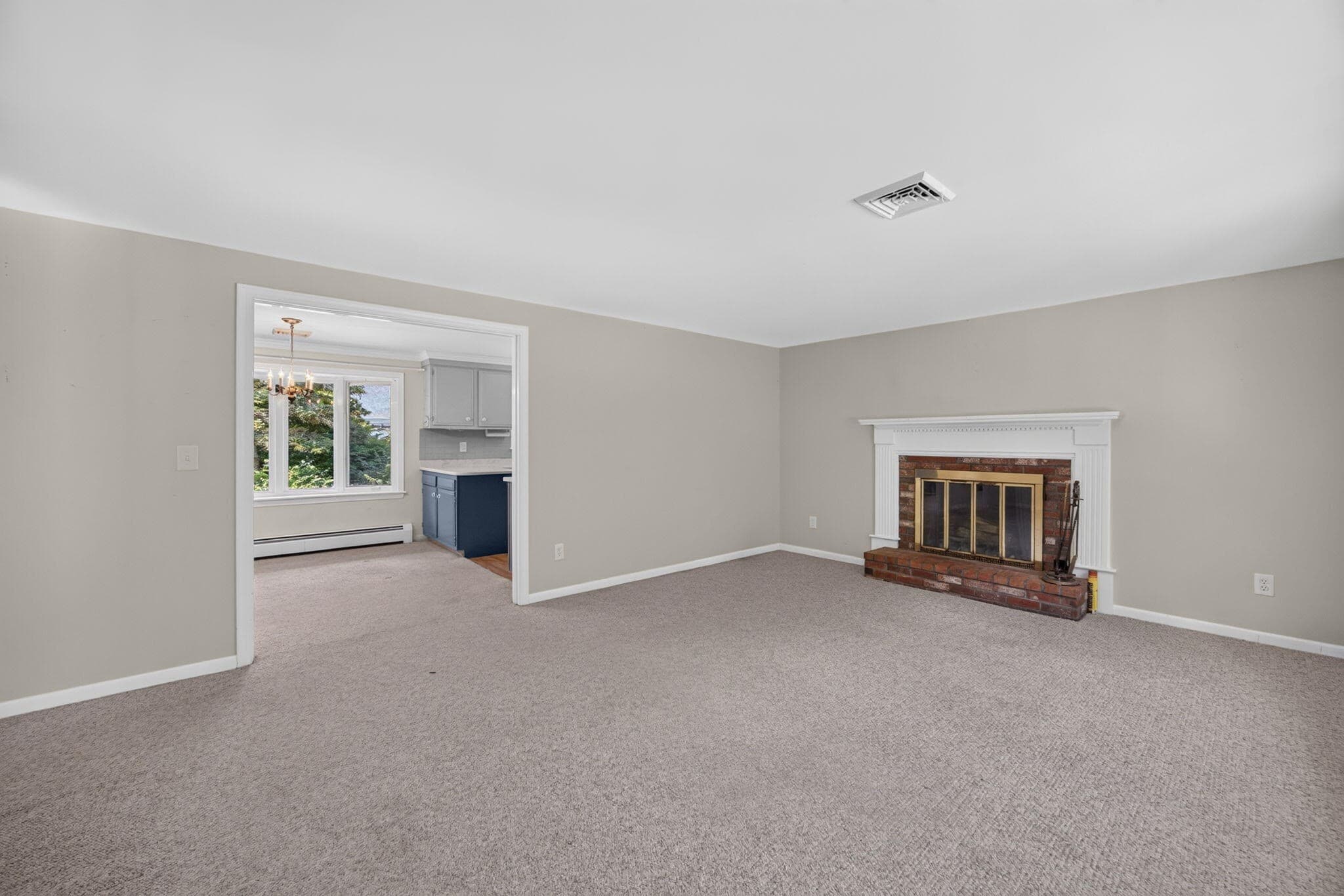 Single Family Residence at 240 Chatham Rd, Harwich MA 02645, Harwich, photo 5 of 34