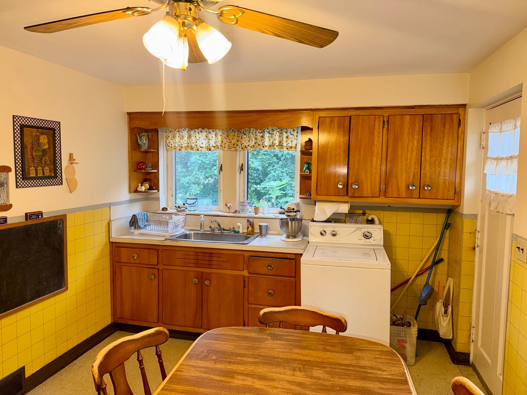 Multi Family at 25 Lyons Ct, Watertown MA 02472, Watertown, photo 14 of 18