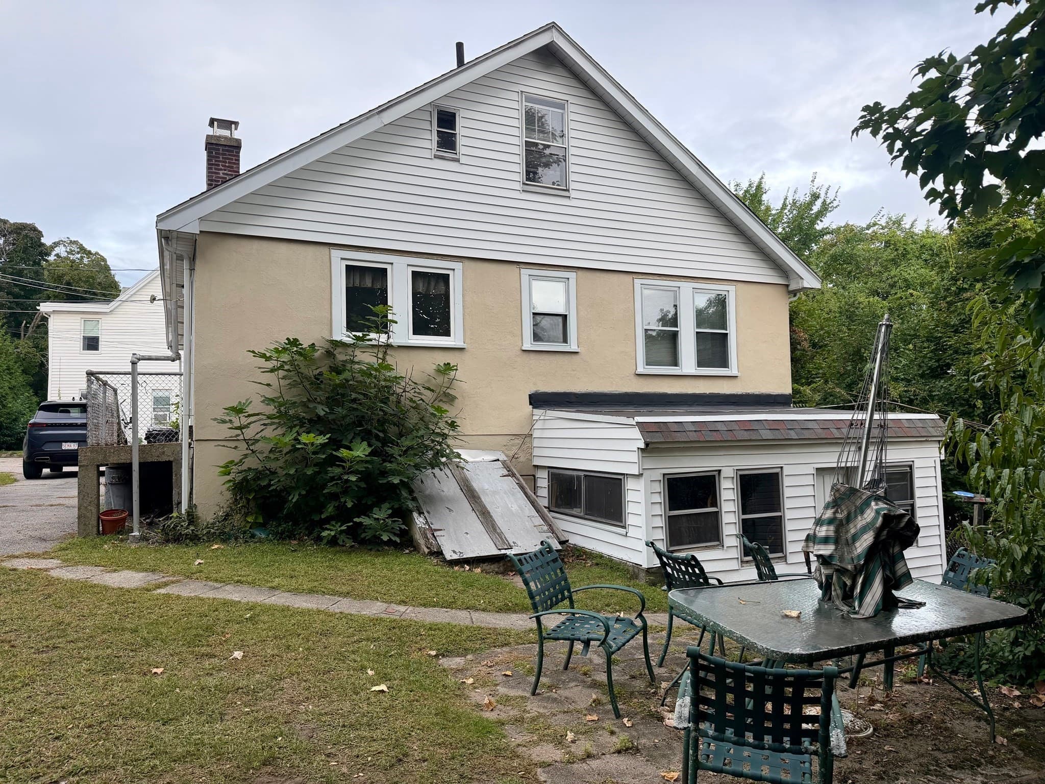 Multi Family at 25 Lyons Ct, Watertown MA 02472, Watertown, photo 4 of 18