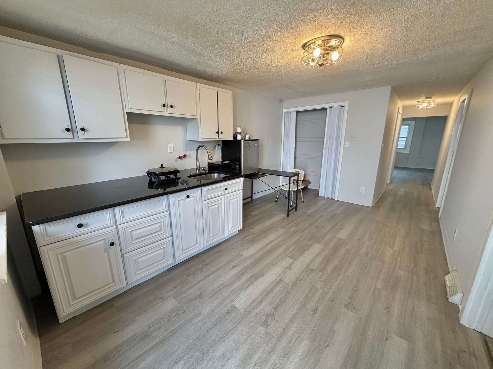 5-9 Family at 228-232 Eastern Ave, Springfield MA 01109, Springfield, photo 17 of 20