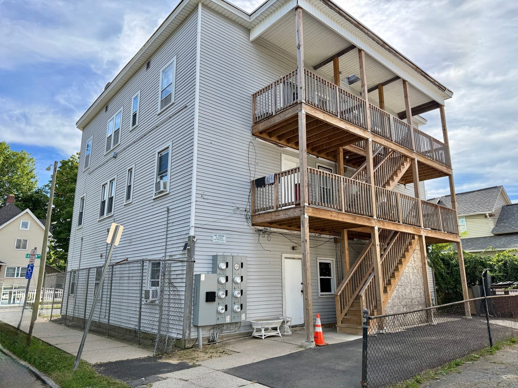 5-9 Family at 228-232 Eastern Ave, Springfield MA 01109, Springfield, photo 3 of 20
