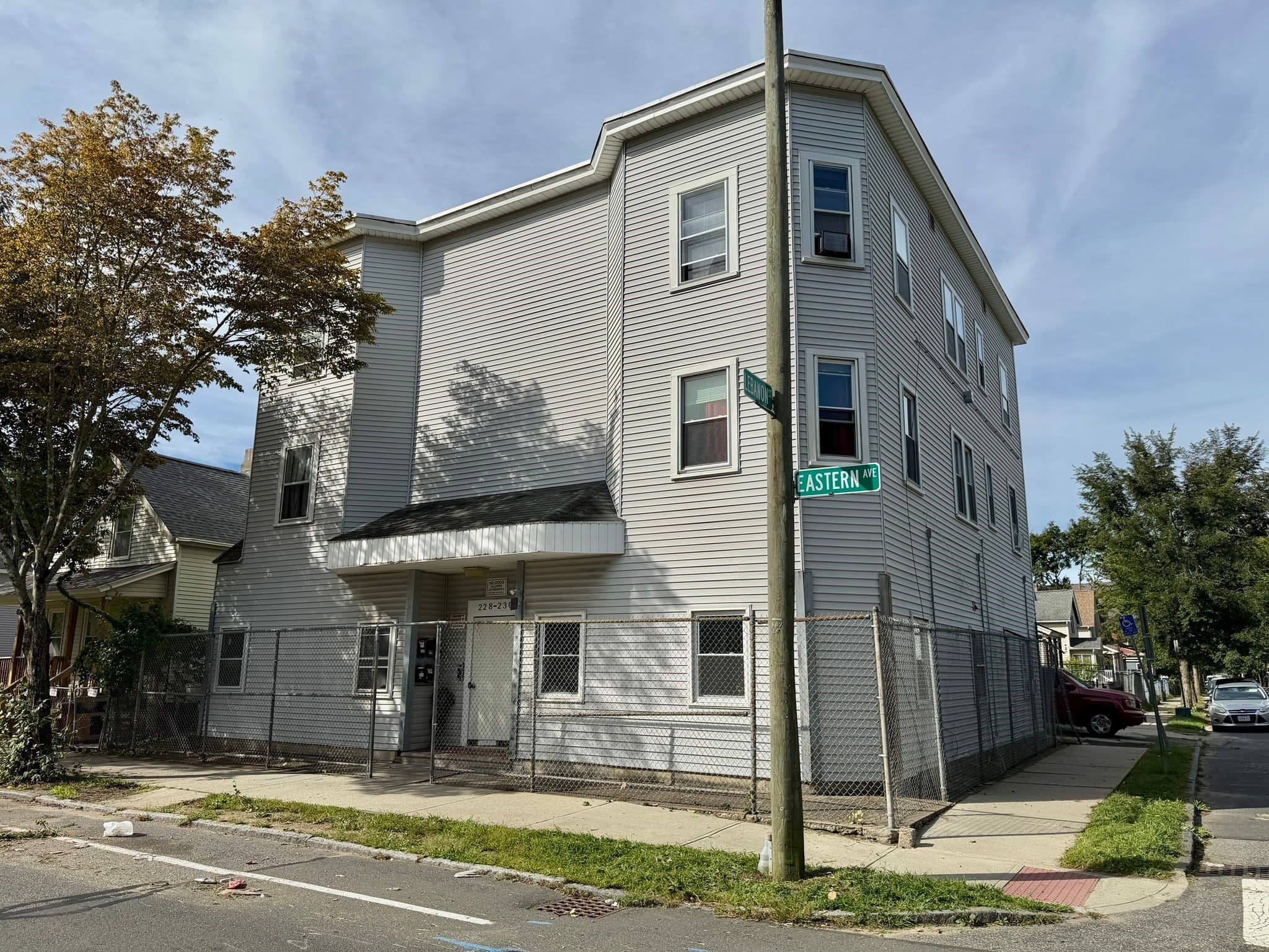 228-232 Eastern Ave, Springfield MA 01109