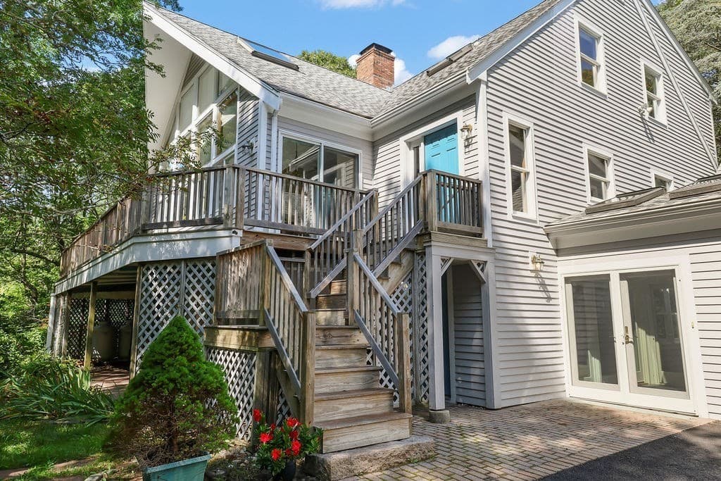 Single Family Residence at 821 W Falmouth Hwy, Falmouth MA 02540, Falmouth, photo 2 of 42