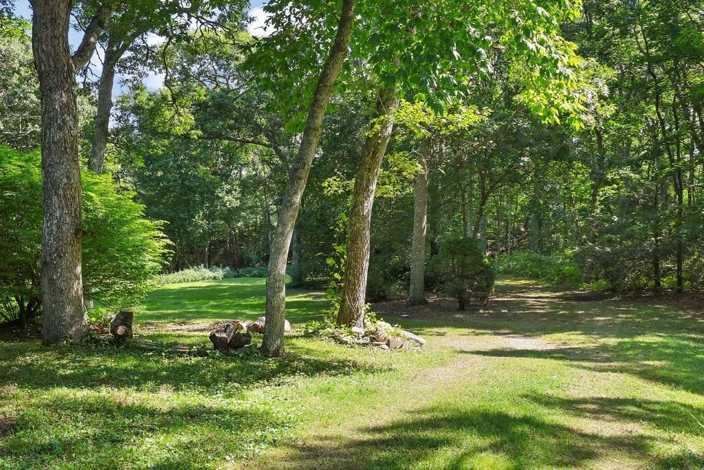 Single Family Residence at 821 W Falmouth Hwy, Falmouth MA 02540, Falmouth, photo 6 of 42