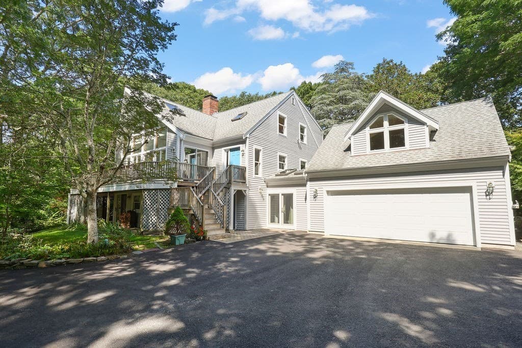 Single Family Residence at 821 W Falmouth Hwy, Falmouth MA 02540, Falmouth, photo 3 of 42