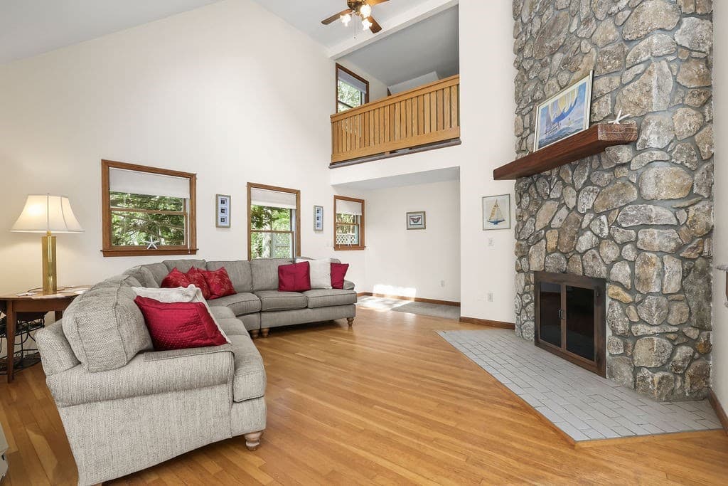Single Family Residence at 821 W Falmouth Hwy, Falmouth MA 02540, Falmouth, photo 8 of 42