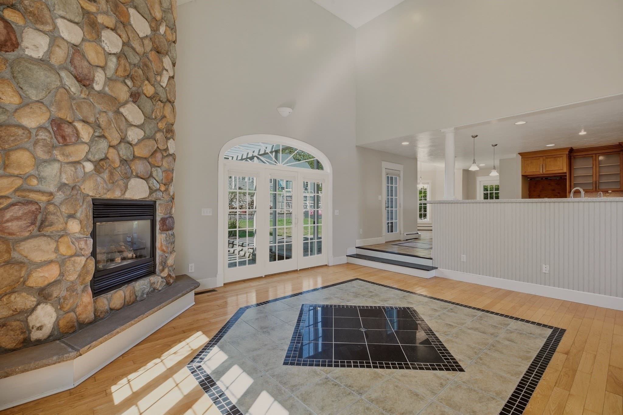 Single Family Residence at 33 Flores, Fall River MA 02721, Fall River, photo 6 of 39