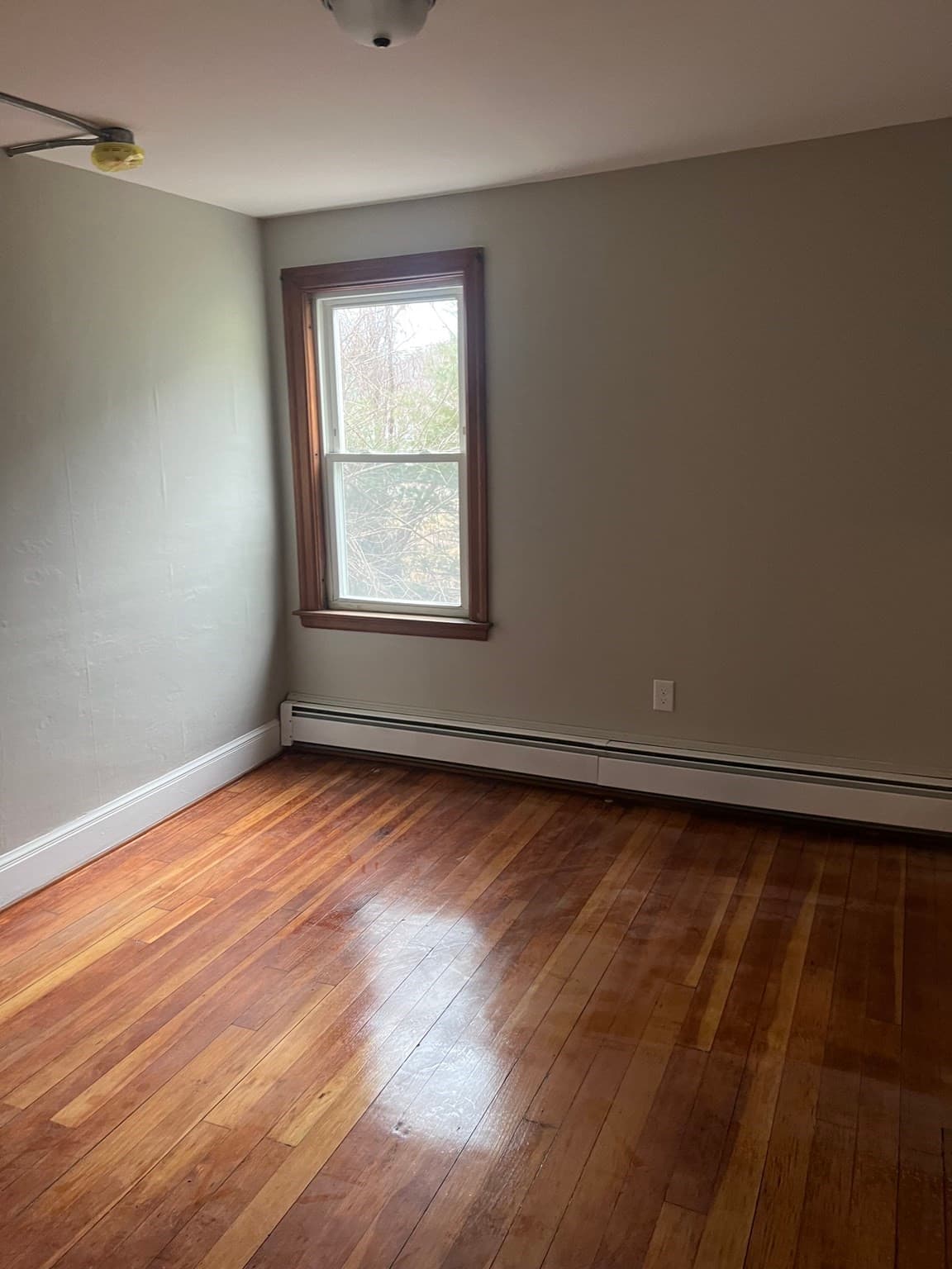 3 Family - 3 Units Up/Down at 51 Dean St, Warren MA 01092, Warren, photo 16 of 21