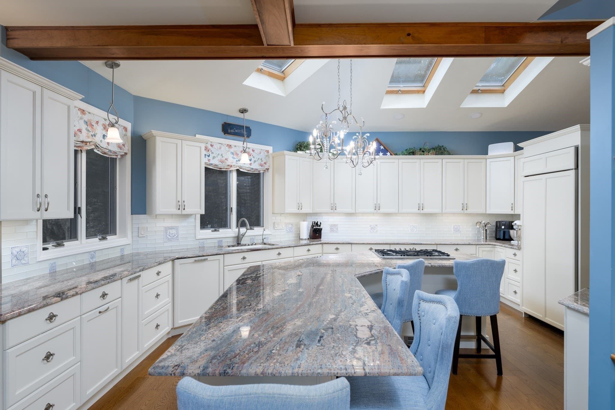 Single Family Residence at 186 Lake Road, Sturbridge MA 01518, photo 3 of 42