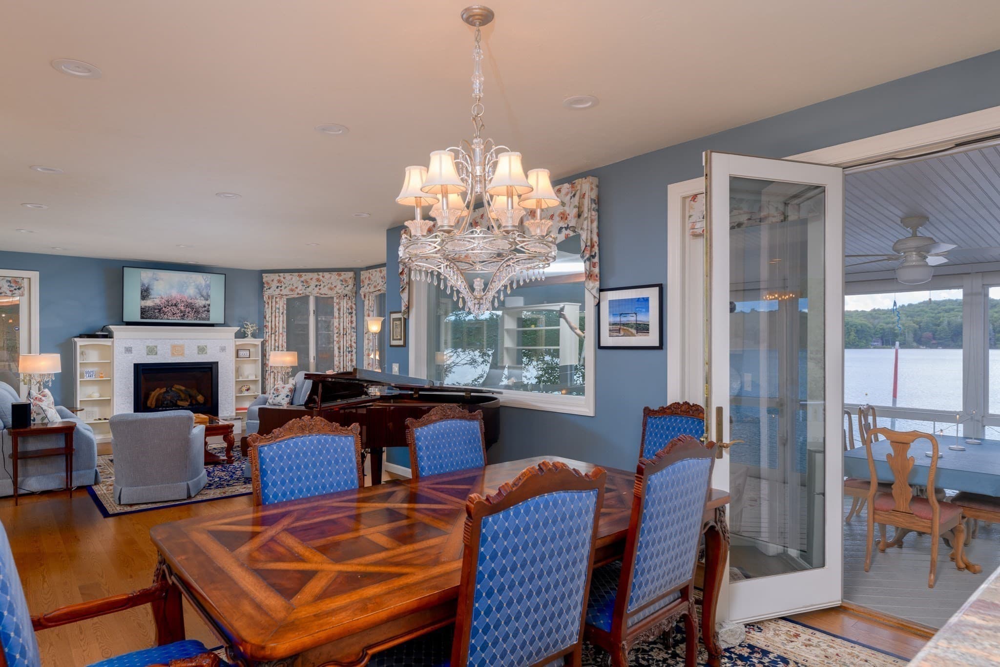 Single Family Residence at 186 Lake Road, Sturbridge MA 01518, photo 5 of 42