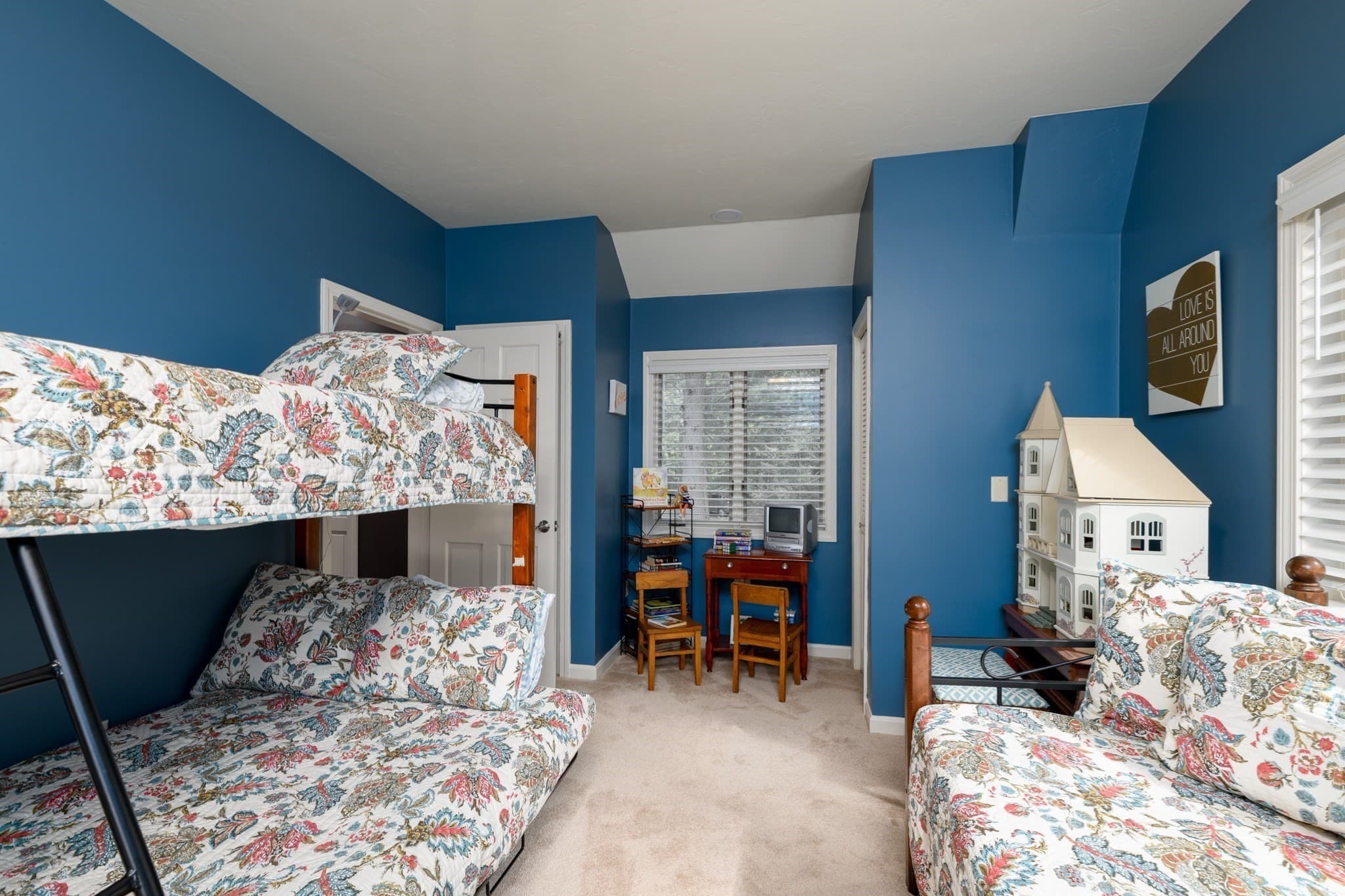 Single Family Residence at 186 Lake Road, Sturbridge MA 01518, photo 19 of 42