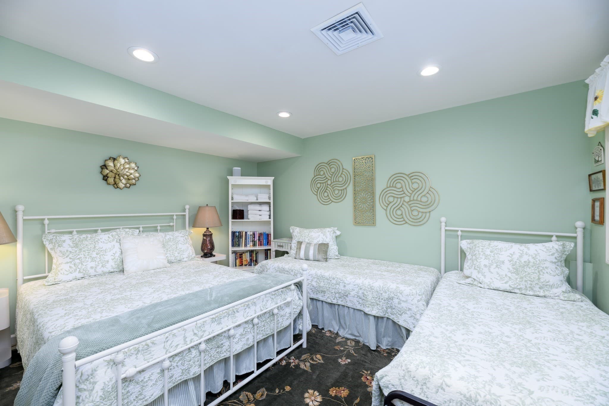 Single Family Residence at 186 Lake Road, Sturbridge MA 01518, photo 29 of 42
