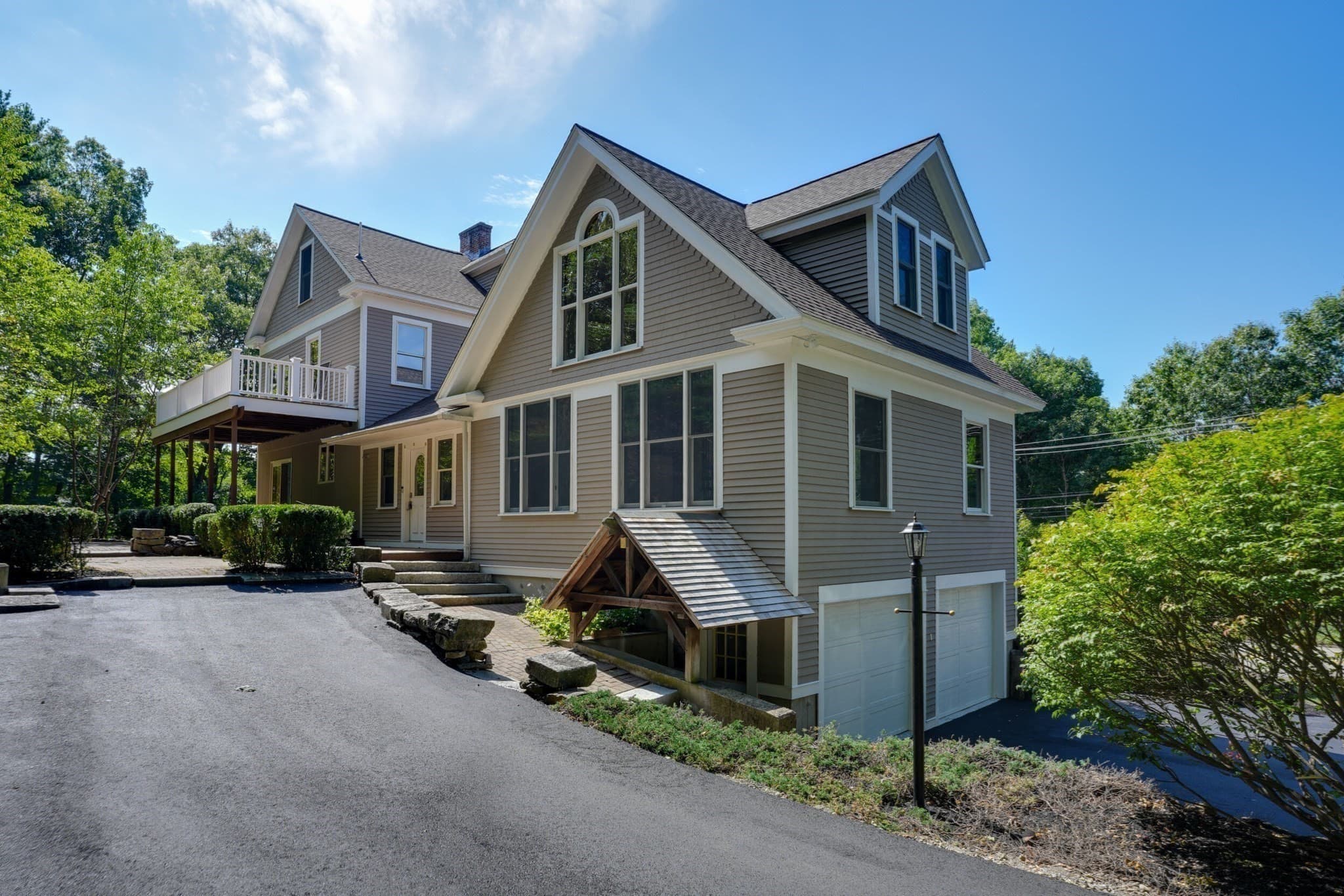Single Family Residence at 82 N Quinsigamond Ave, Shrewsbury MA 01545, Shrewsbury, photo 36 of 41